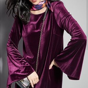 Likely Perry Velvet Dress